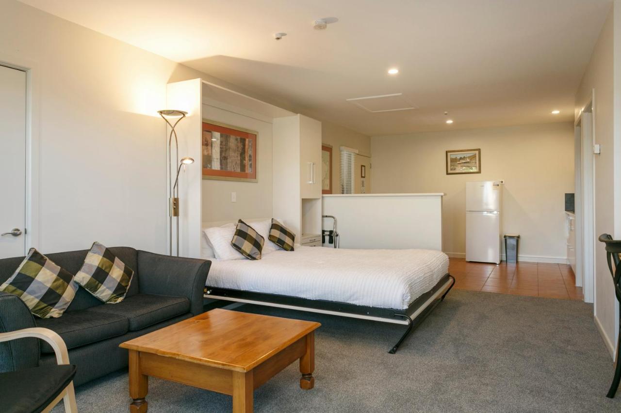 Baycrest Thermal Lodge Taupo Eksteriør billede
